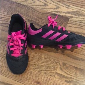 Girls adidas soccer cleats 12 pink